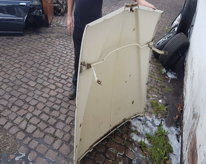 1972 - 1973 Saab 96   Bonnet