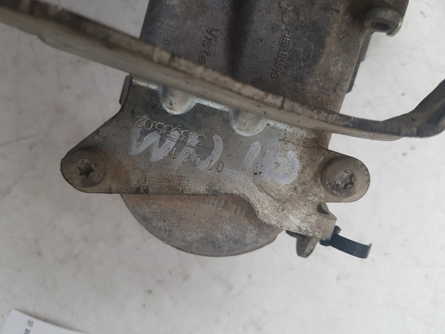2013 - 2019 Volvo V40 III 525 Hatchback EGR VALVE AND COOLER 31358502