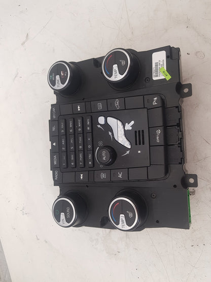 2010 - 2015 Volvo S80 II 124 Saloon DIGITAL HEATER CONTROL PANEL & STEREO 30795271