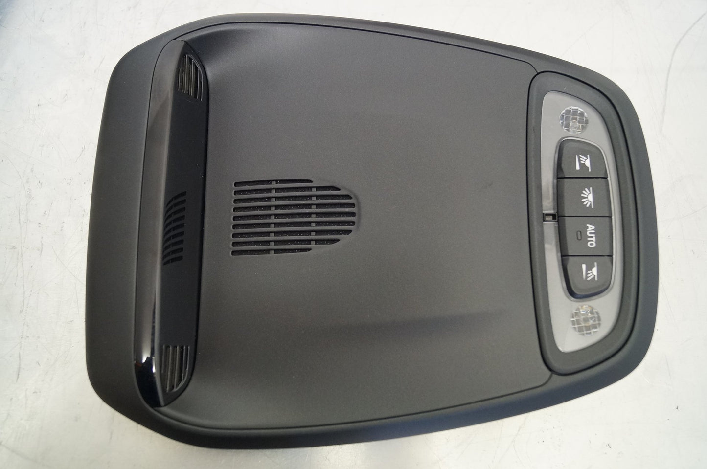 2012 - 2016 Volvo V40  Hatchback Interior Light 39825823 31398259