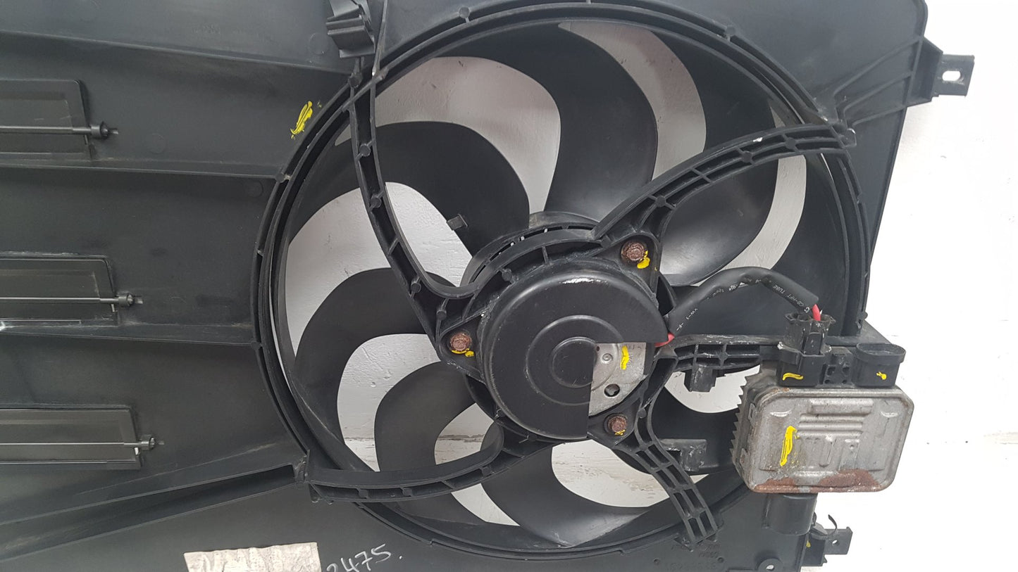 2012 - 2016 Volvo V40 Cross Country  Hatchback RADIATOR FAN & COWLING (A/C CAR) 31368431