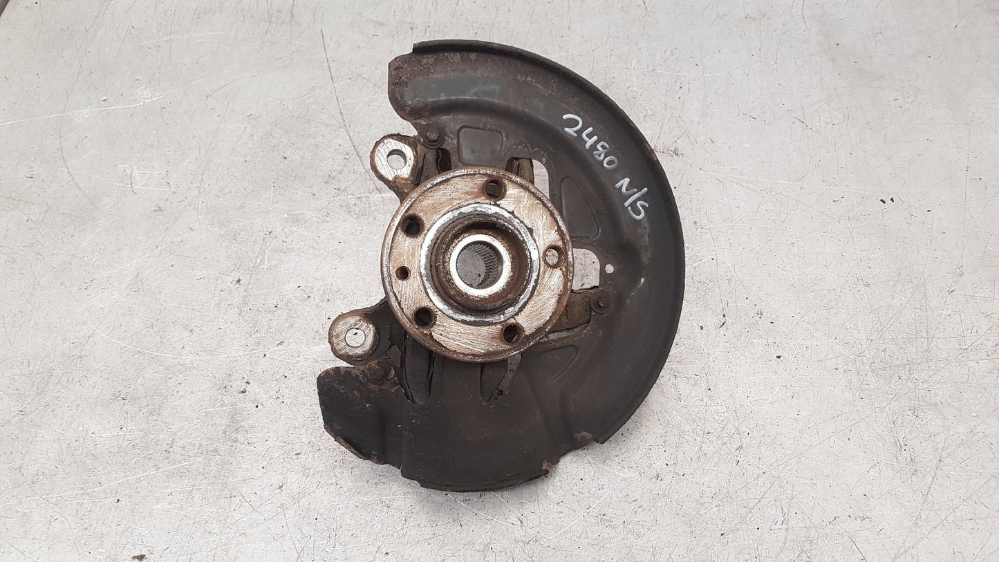 2006 - 2011 Volvo S80  Saloon Left Front Hub Assembly 31201285