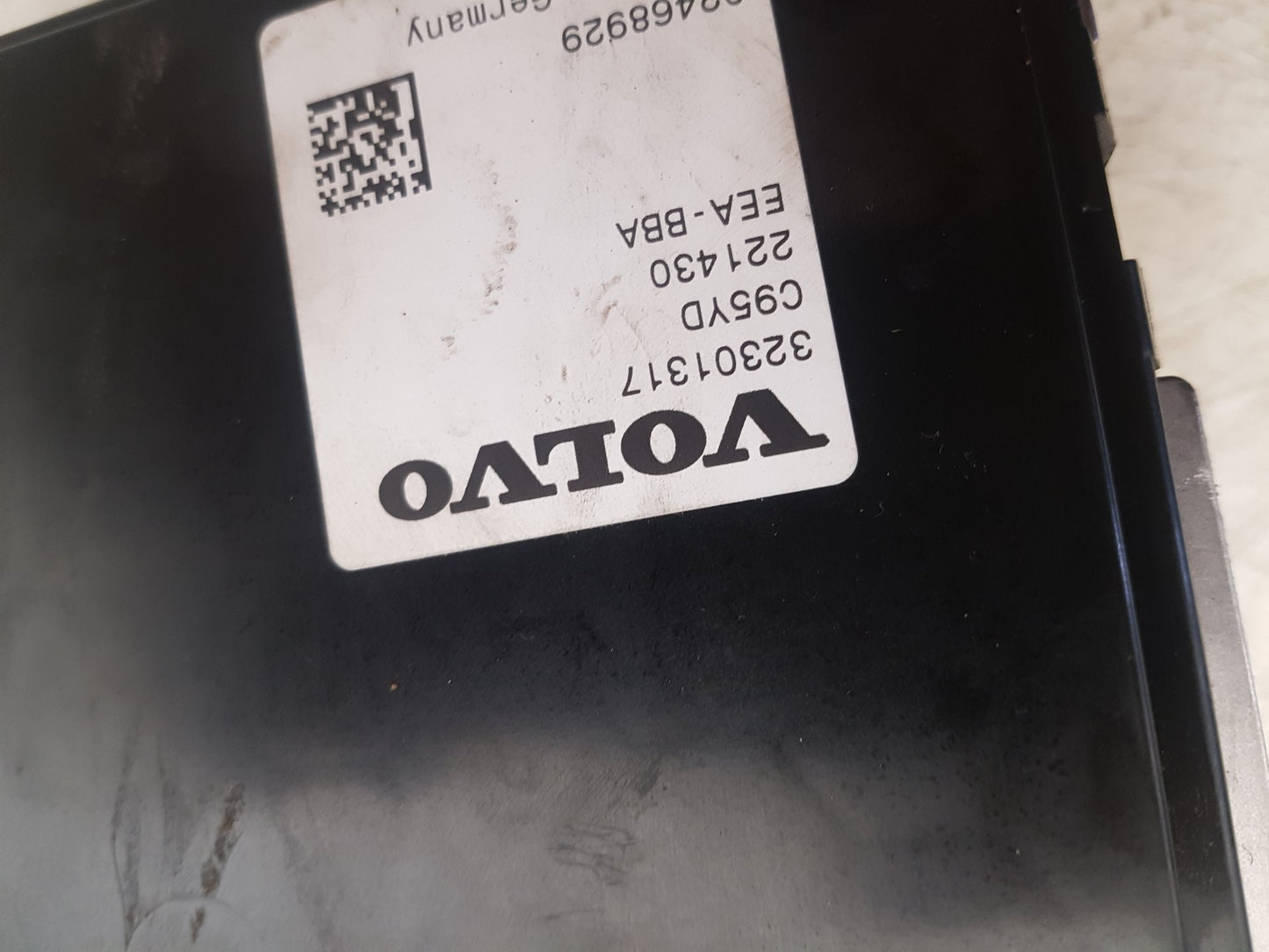 2017 - 2025 Volvo V90 235, 236 Estate Voltage Converter 32301317