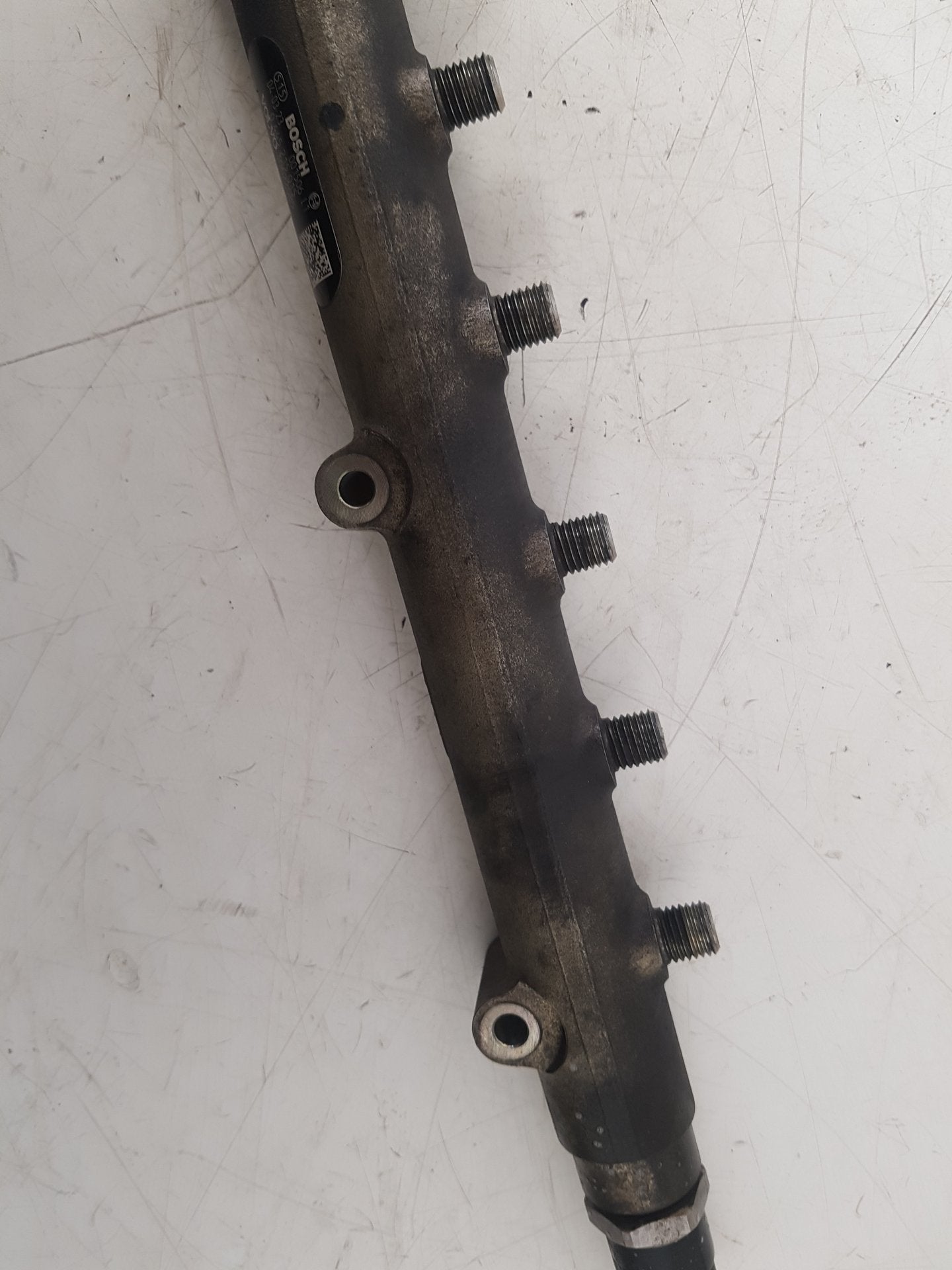 2002 - 2006 Volvo XC90  Estate Injection Rail 0445215015