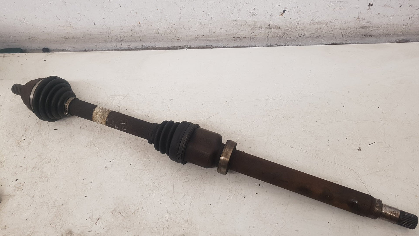 2005 - 2012 Volvo S40  Saloon Driveshaft (Manual) UK Drivers Side Front. 31256933