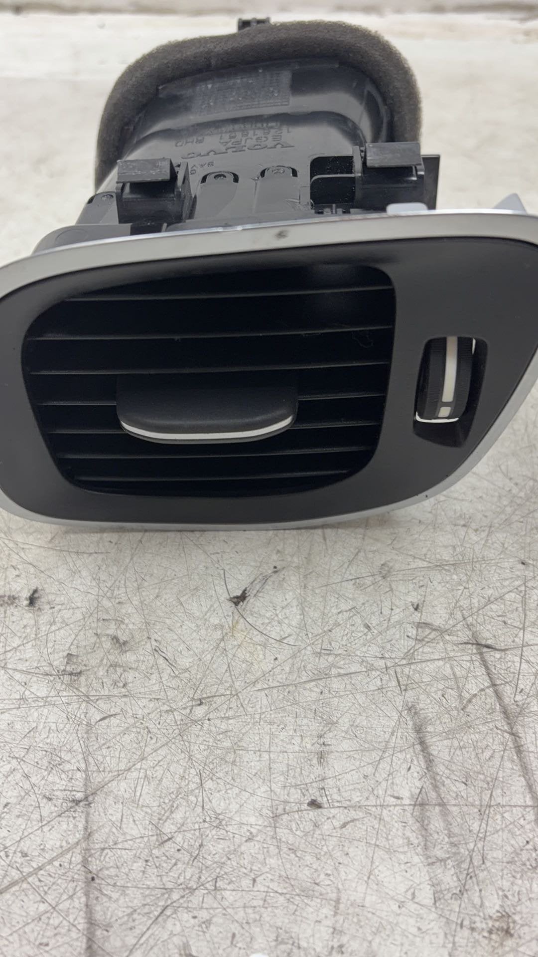 2013 - 2016 Volvo V40 III 525 Hatchback DASHBOARD VENT 1281851