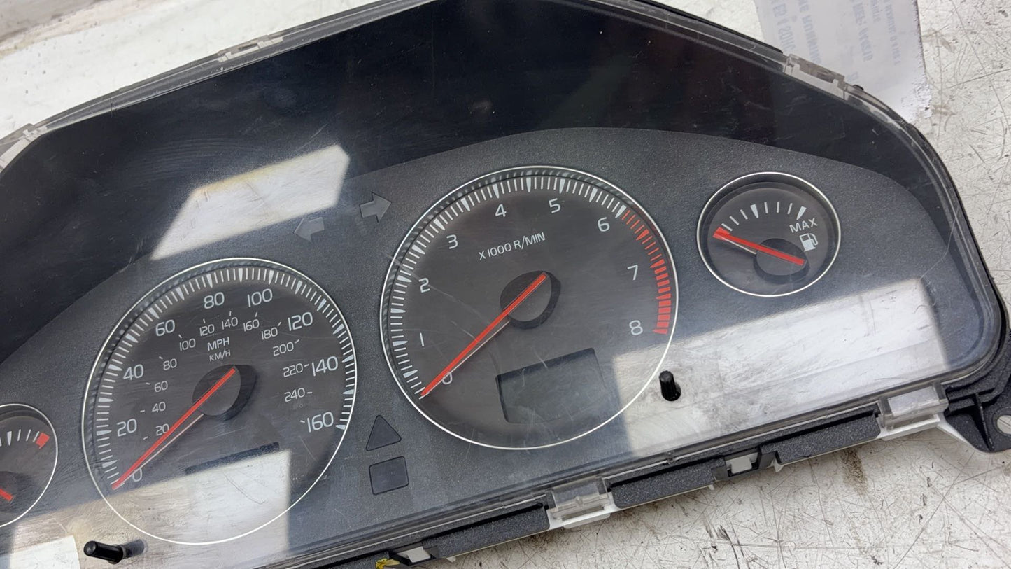 2002 - 2006 Volvo XC90  Estate Instrument Cluster 8691648