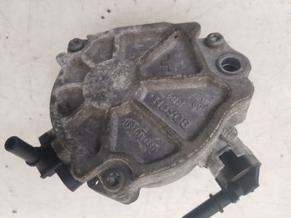2012 - 2016 Volvo V40  Hatchback Vacuum/Air Pump 9804021880