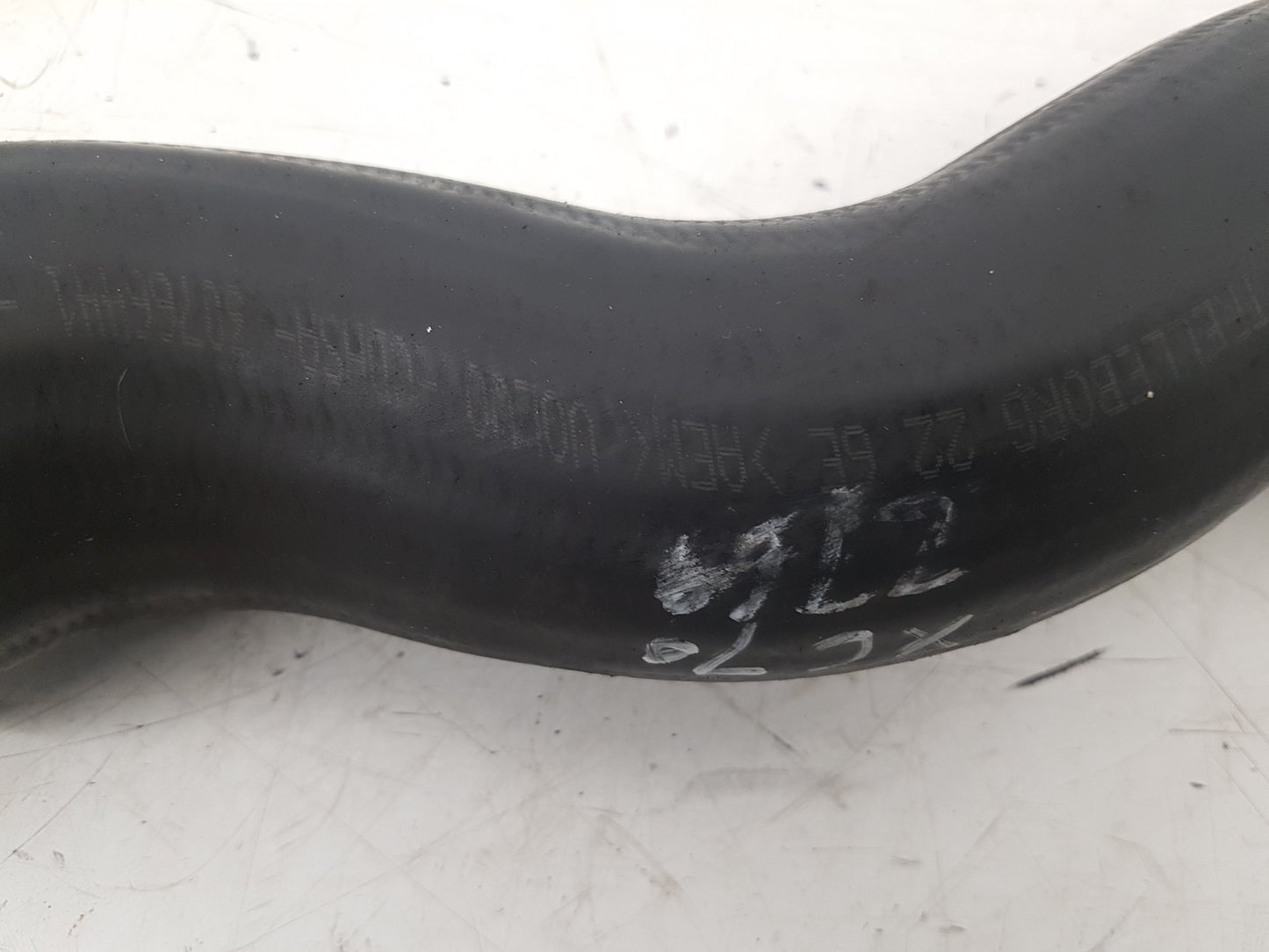 2000 - 2007 Volvo XC70  Estate Intercooler Pipe 30766441