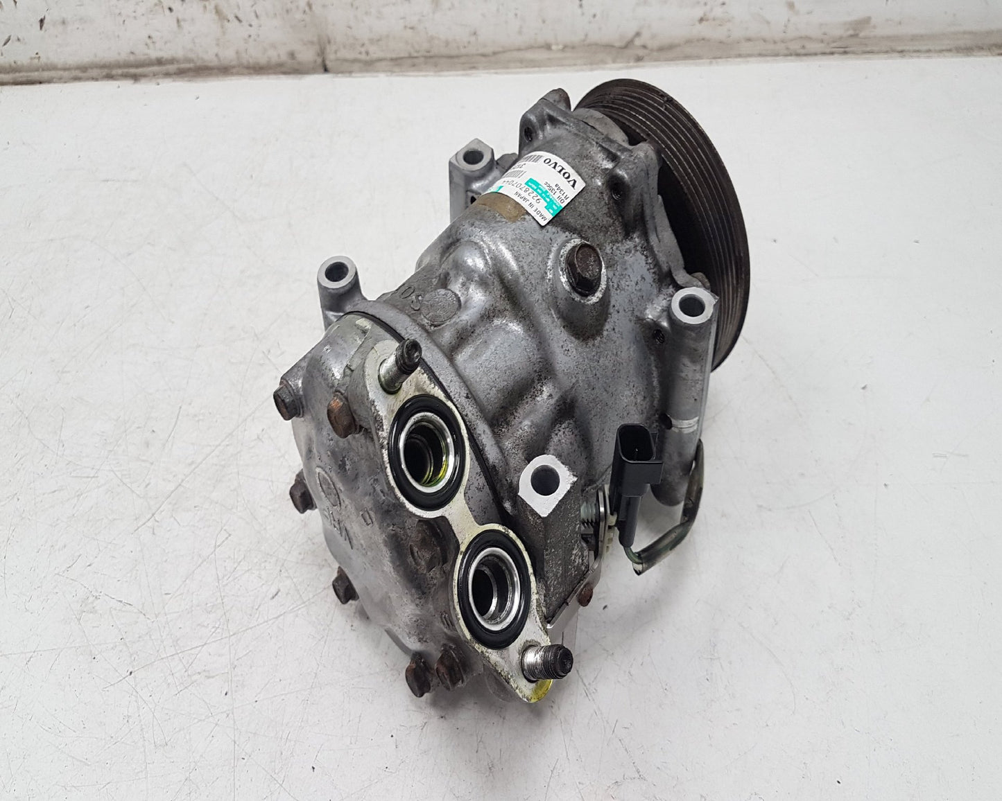 2007 - 2011 Volvo V70  Estate A/C Compressor 31291133