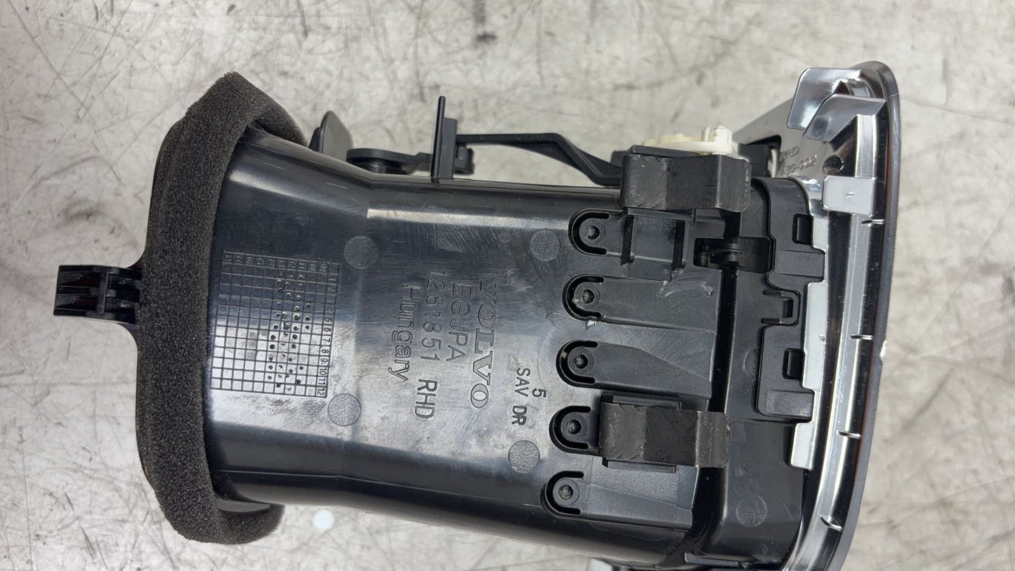 2013 - 2016 Volvo V40 III 525 Hatchback DASHBOARD VENT 1281851